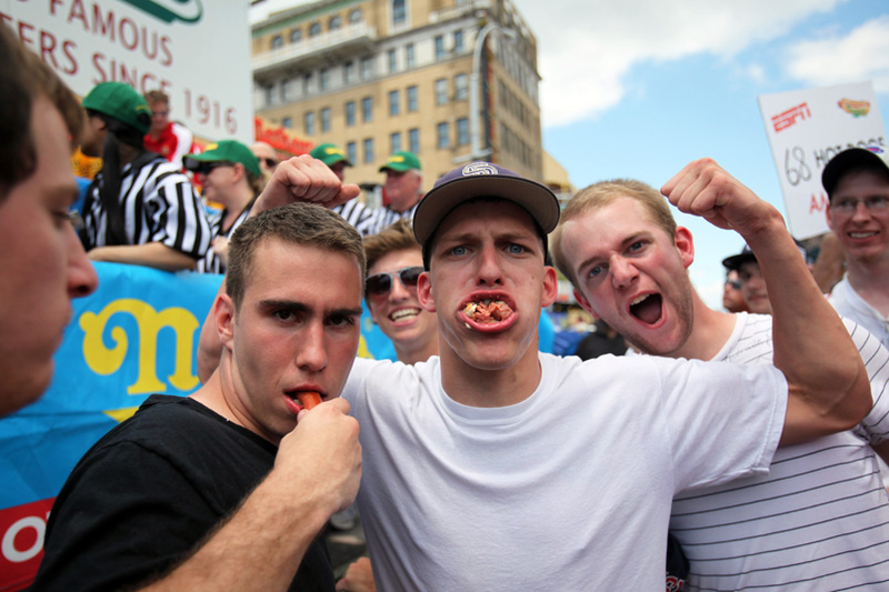 Illustration for article titled The Nathan's 4th of July Hot Dog Eating Contest Is America